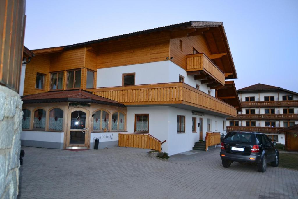Farm stay Haeuslerhof *